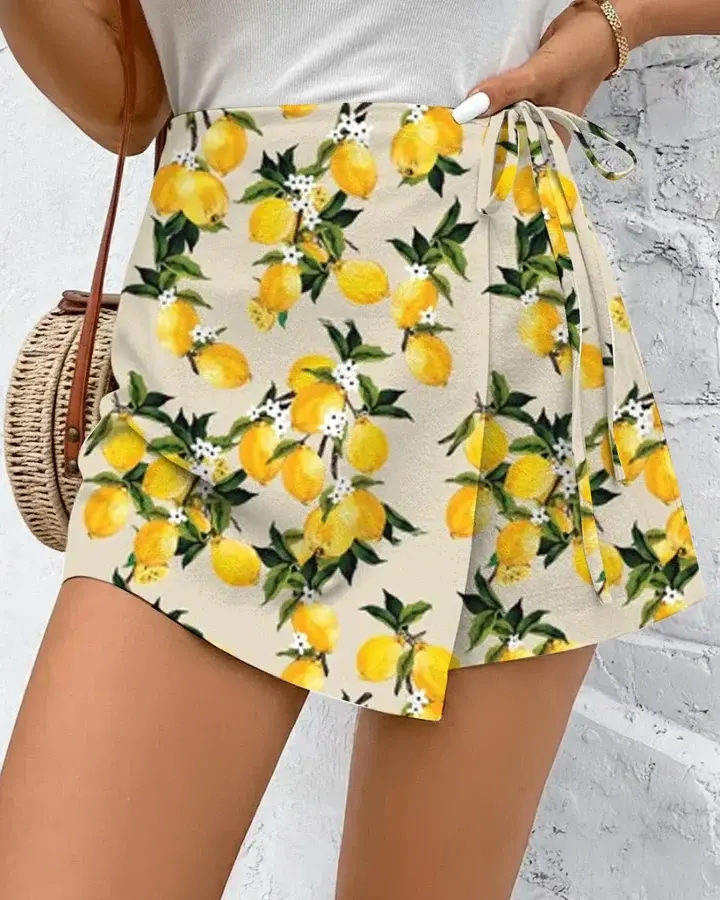 A-Line Fit Flared Hem Lemon Print Mini Skirt in Yellow